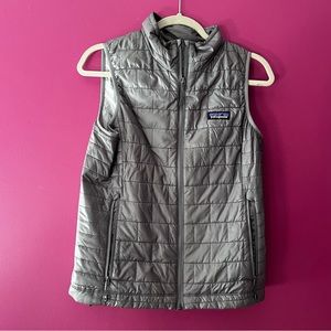 Patagonia Nano Puff Vest in Feather Gray